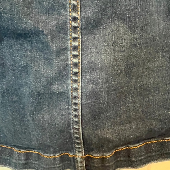 Bebe size 2 denim skirt - Picture 11 of 13